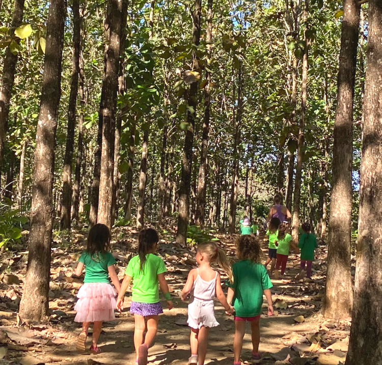 Rosa-Celeste-y-Blanco-Escolar-Notas-de-Clase-Banner-para-Documentos-e1726090264412